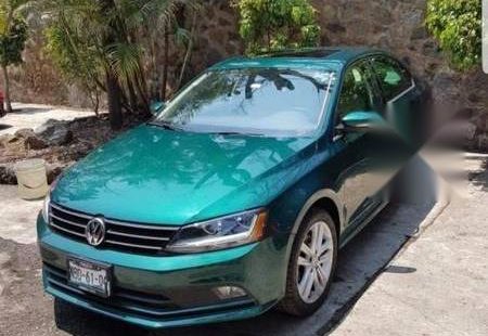 Tengo que vender mi querido Volkswagen Jetta 2017 en muy buena condición