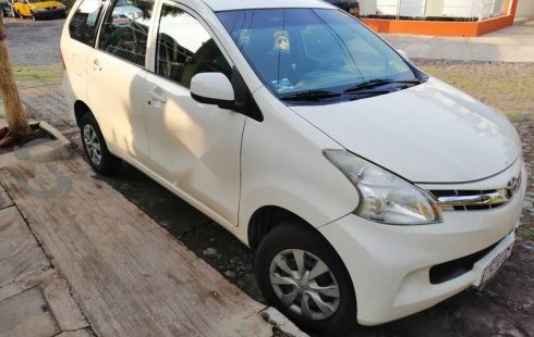 Urge!! Vendo excelente Toyota Avanza 2013 Manual en en Colima