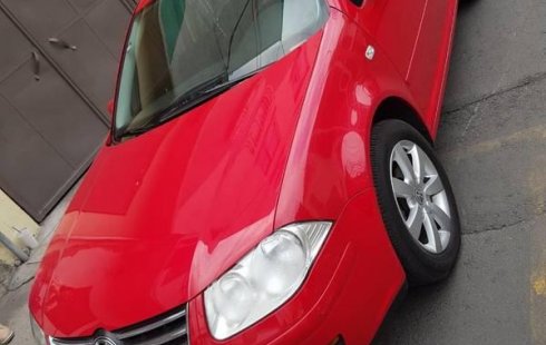 Un carro Volkswagen Jetta 2013 en Iztacalco