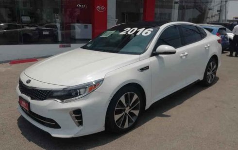 Quiero vender un Kia Optima en buena condicción