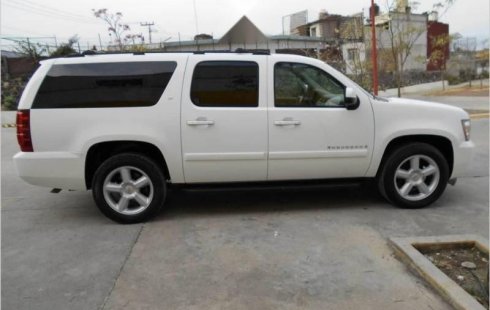 Precio de Chevrolet Suburban 2007