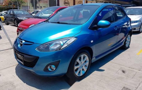 Un Mazda 2 2012 impecable te está esperando