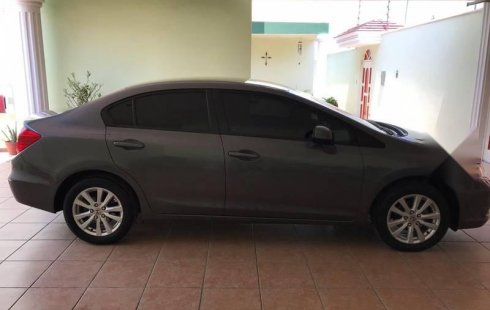 Precio de Honda Civic 2012