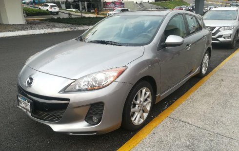 Tengo que vender mi querido Mazda 3 2012 en muy buena condición