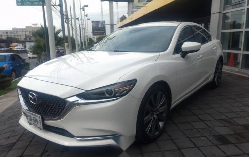 Quiero vender inmediatamente mi auto Mazda 6 2019 muy bien cuidado