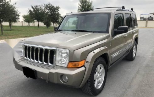 Vendo un Jeep Commander impecable
