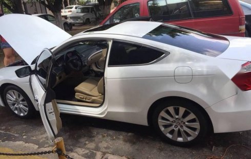 Vendo un Honda Accord por cuestiones económicas