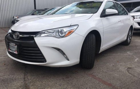 Se vende urgemente Toyota Camry 2016 Automático en Zapopan