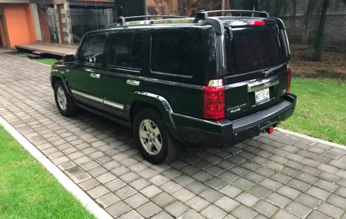 Jeep Commander impecable en Coyoacán