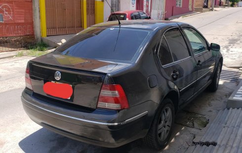 Volkswagen Jetta 2.0 2006 Negro