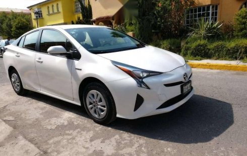 Vendo un carro Toyota Prius 2018 excelente, llámama para verlo