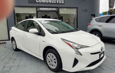 Quiero vender urgentemente mi auto Toyota Prius 2016 muy bien estado