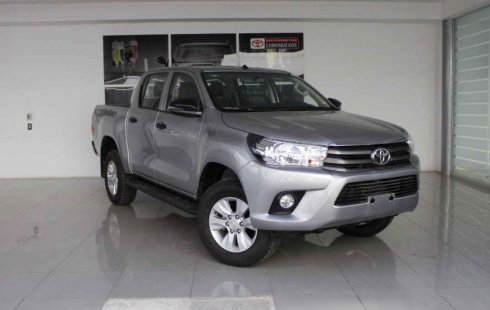 Urge!! Vendo excelente Toyota Hilux 2019 Manual en en Querétaro