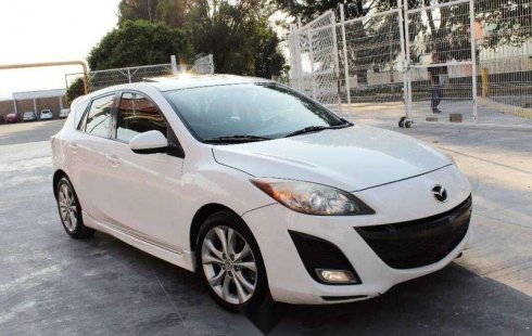 Vendo un carro Mazda 3 2010 excelente, llámama para verlo
