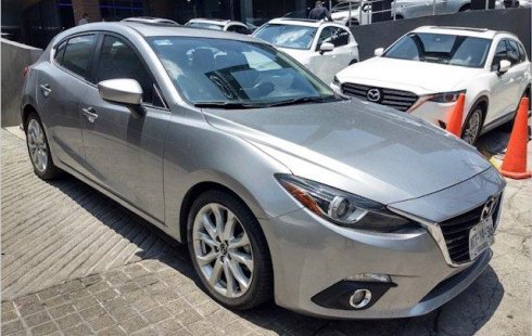 Precio de Mazda 3 2015