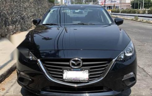 En venta un Mazda 3 2015 Manual en excelente condición