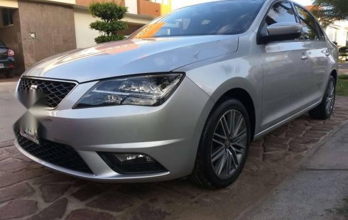 Quiero vender un Seat Toledo en buena condicción