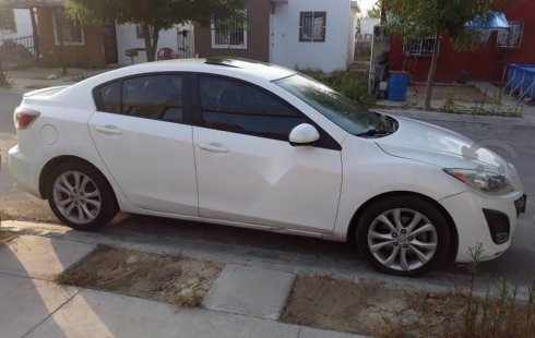 Pongo a la venta cuanto antes posible un Mazda 3 que tiene todos los documentos necesarios