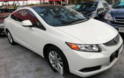 Coche impecable Honda Civic con precio asequible