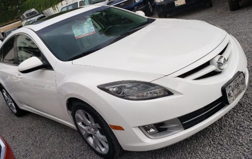Vendo un carro Mazda 6 2010 excelente, llámama para verlo