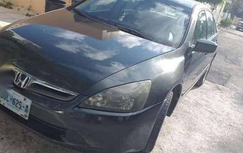 Quiero vender urgentemente mi auto Honda Accord 2005 muy bien estado