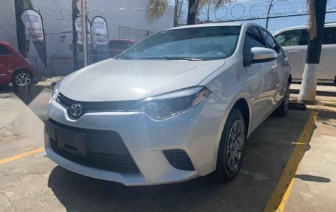 Pongo a la venta cuanto antes posible un Toyota Corolla en excelente condicción