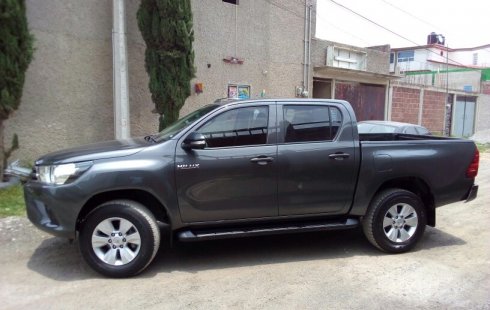 Toyota Hilux 2016