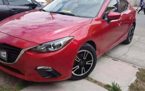 Quiero vender un Mazda 3 en buena condicción