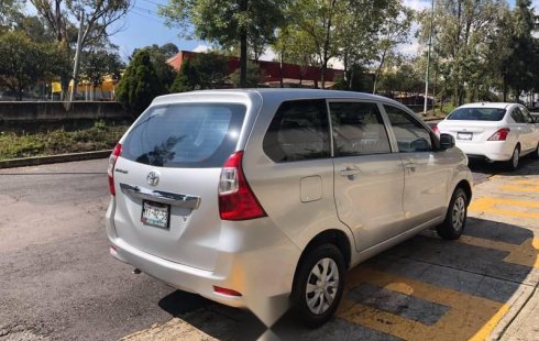 Pongo a la venta cuanto antes posible un Toyota Avanza que tiene todos los documentos necesarios