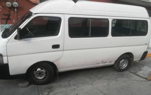 Coche impecable Nissan Urvan con precio asequible