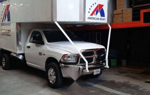 Un Dodge Ram 4000 2010 impecable te está esperando
