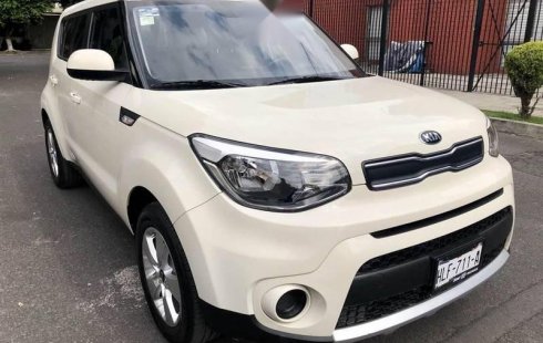 Urge!! Vendo excelente Kia Soul 2017 Manual en en Guadalajara