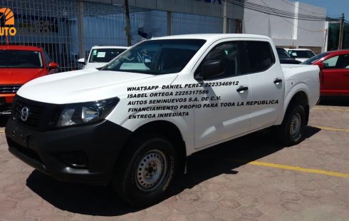 NP300 Doble Cabina 2017 Puebla