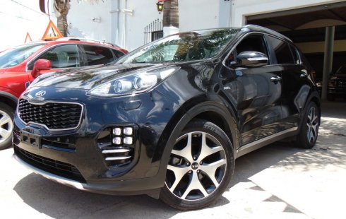Quiero vender inmediatamente mi auto Kia Sportage 2016 muy bien cuidado