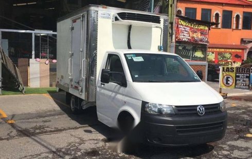 Pongo a la venta cuanto antes posible un Volkswagen Transporter en excelente condicción