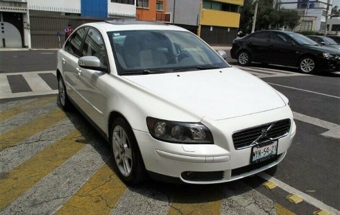 Un carro Volvo S40 2007 en Cuauhtémoc