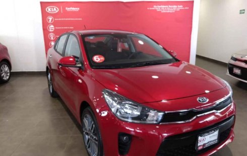Quiero vender un Kia Rio en buena condicción