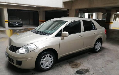 Nissan Tiida 2013 impecable