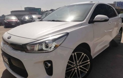 Quiero vender cuanto antes posible un Kia Rio 2018