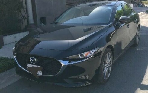 Quiero vender un Mazda 3 en buena condicción