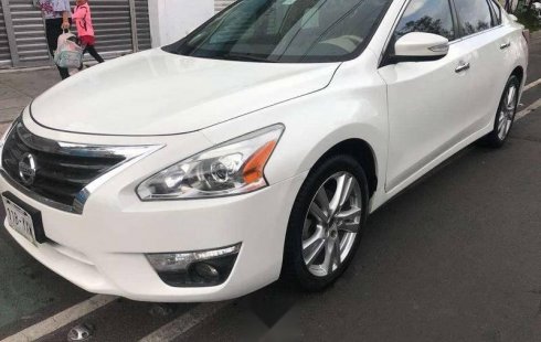 Nissan Altima impecable en Pachuca de Soto más barato imposible