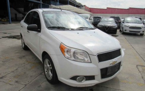 Coche impecable Chevrolet Aveo con precio asequible