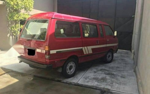 Me veo obligado vender mi carro Nissan Ichi van 1993 por cuestiones económicas