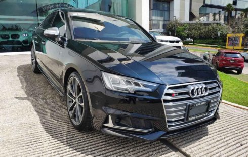 Quiero vender un Audi S4 en buena condicción