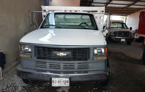 Chevrolet C3500 2006 barato en Allende
