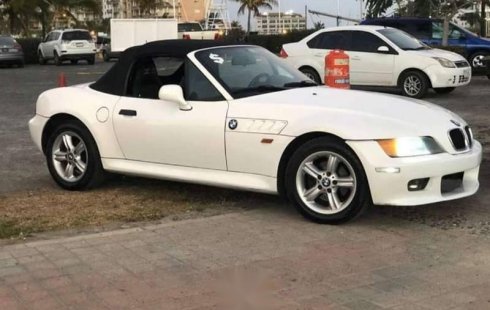Tengo que vender mi querido BMW Z3 2001 en muy buena condición