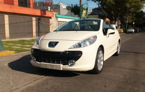 Un Peugeot 207 CC 2009 impecable te está esperando