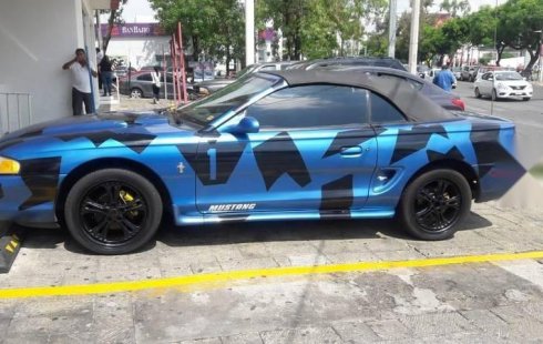 Vendo un carro Ford Mustang 1995 excelente, llámama para verlo