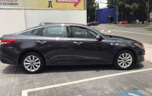 Auto usado Kia Optima 2019 a un precio increíblemente barato