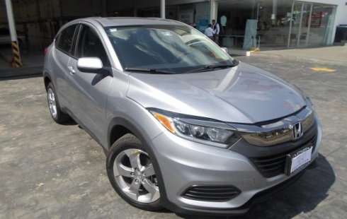 Tengo que vender mi querido Honda HR-V 2019 en muy buena condición